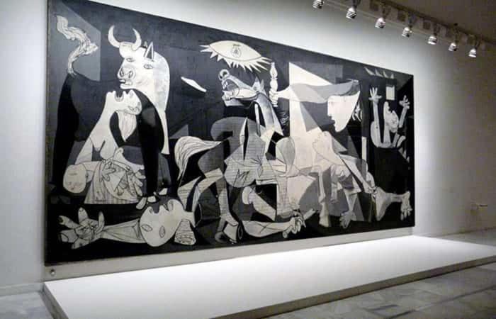 Апартаменты Reina Sofia Museum House Мадрид Экстерьер фото